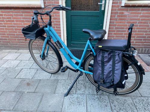 Mooie blauw/zwarte Gazelle damesfiets te koop, Fietsen en Brommers, Fietsen | Dames | Damesfietsen, Zo goed als nieuw, Gazelle