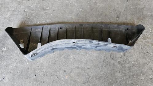 Afdekplaat onder achterbumper BMW 5 serie E60 E61 E63 E64  5, Auto-onderdelen, Carrosserie en Plaatwerk, Bumper, BMW, Achter, Gebruikt