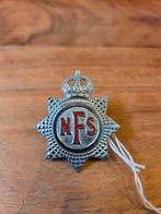 Britse brandweer baret embleem nr2, Ophalen of Verzenden, Overige soorten, Engeland, Embleem of Badge