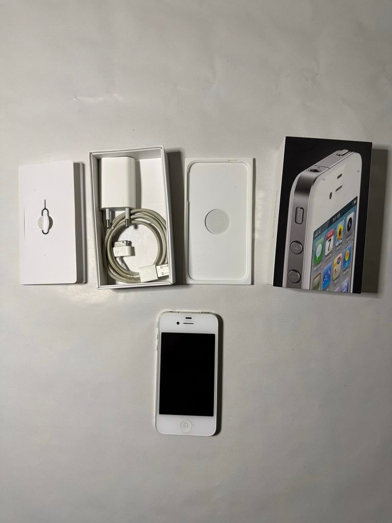 Apple iPhone 4 - Klassieker in goede staat!, Telecommunicatie, Mobiele telefoons | Apple iPhone, Gebruikt, 16 GB, Wit, Ophalen of Verzenden
