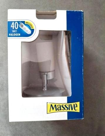  Nieuwe Massive halogeenlampen – 40W, in doos beschikbaar voor biedingen