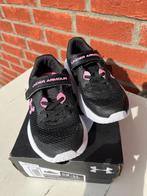Under Armour sportschoenen maat 30 zwart/rose (ZGAN), Ophalen of Verzenden, Zo goed als nieuw, Under Armour, Jongen of Meisje