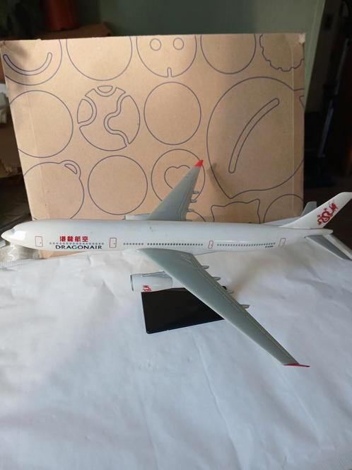 Dragonair A 330 modelvliegtuig, Verzamelen, Luchtvaart en Vliegtuigspotten, Gebruikt, Schaalmodel, Ophalen of Verzenden