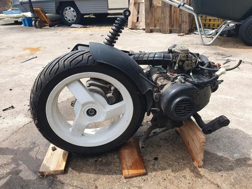 Gy6 motorblok plug&play peugeot new vivacity, Fietsen en Brommers, Brommeronderdelen | Scooters, Gebruikt, Peugeot, Blok, Ophalen of Verzenden