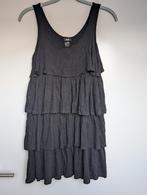 Zwarte jurk met laagjes maat S, Kleding | Dames, H&M, Zwart, Ophalen of Verzenden, Zo goed als nieuw