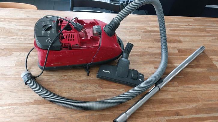 Miele Stofzuiger Onderdelen. Motor loopt, kabelhaspel werkt., Witgoed en Apparatuur, Onderdelen en Toebehoren, Gebruikt, Ophalen of Verzenden