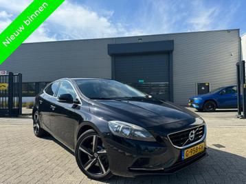Volvo V40 2.0 D4 Automaat Navigatie|Clima 2014 beschikbaar voor biedingen