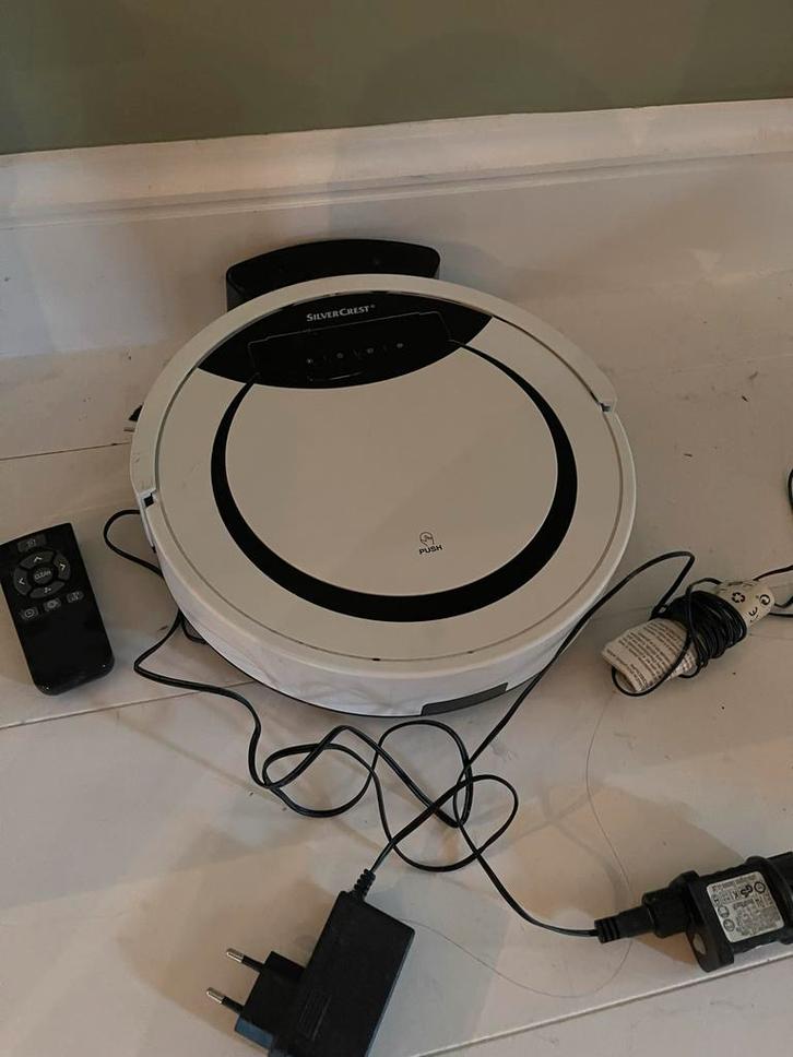 Robotstofzuiger Silvercrest - Weinig gebruikt, Witgoed en Apparatuur, Stofzuigers, Gebruikt, Robotstofzuiger, Reservoir, Ophalen of Verzenden
