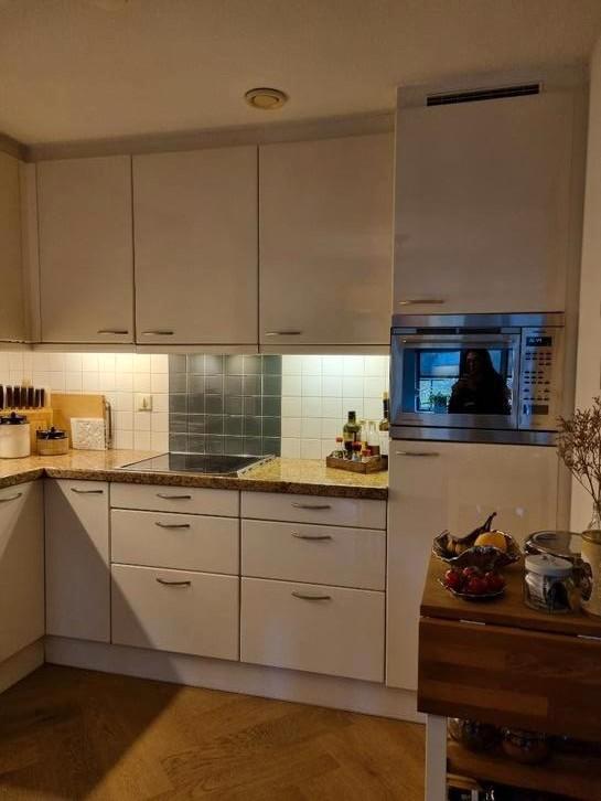 Tweedehandse hoekkeuken hoogglans, Huis en Inrichting, Keuken | Complete keukens, Gebruikt, Hoekkeuken, Wit, Graniet of Steen