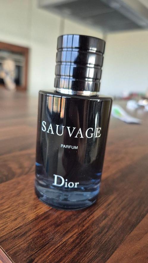 Dior Sauvage Parfum - 60ml, Sieraden, Tassen en Uiterlijk, Uiterlijk | Parfum, Zo goed als nieuw, Ophalen of Verzenden