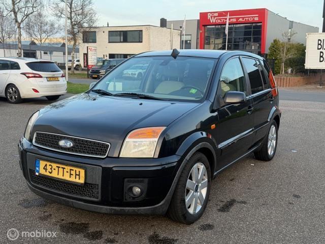 Ford Fusion 1.6-16V Futura + zeer netjes met nw apk, Auto's, Voorwielaandrijving, 1596 cc, Gebruikt, Beige