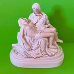 Pietà van Michelangelo in porselein., Antiek en Kunst, Ophalen of Verzenden