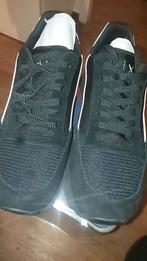 Gloednieuwe !! ARMANI Exchange schoenen ( 42 -43, Ophalen of Verzenden, Zo goed als nieuw, Zwart