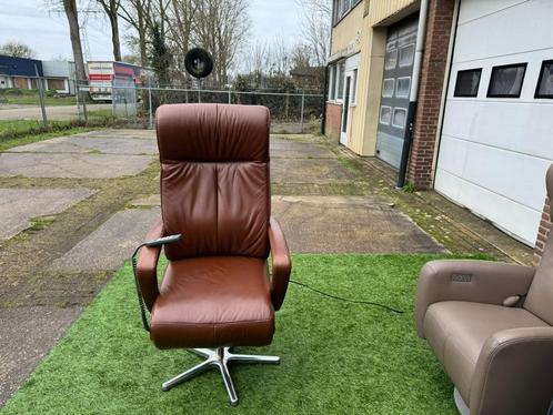 Sta-op stoel PROMINENT S-100 fauteuil bruin leer, Huis en Inrichting, Stoelen, Zo goed als nieuw, Eén, Hout, Leer, Metaal, Stof