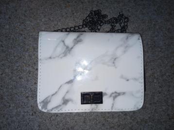 Schoudertas in Wit Marble Design beschikbaar voor biedingen