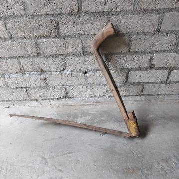 Oude zicht - Vintage Tuingereedschap beschikbaar voor biedingen