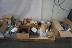 Partij intallatiemateriaal buisklemmen sifon leddrivers, Ophalen of Verzenden, Gebruikt, Kabel of Snoer