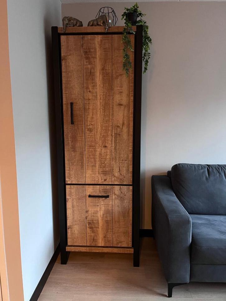 Kast - Mantera Broodkast Profijt Meubel – Zo goed als nieuw, Huis en Inrichting, Kasten | Overige, Zo goed als nieuw, Ophalen