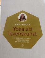 B.K.S. Iyengar - Yoga als levenskunst., Ophalen of Verzenden, Zo goed als nieuw