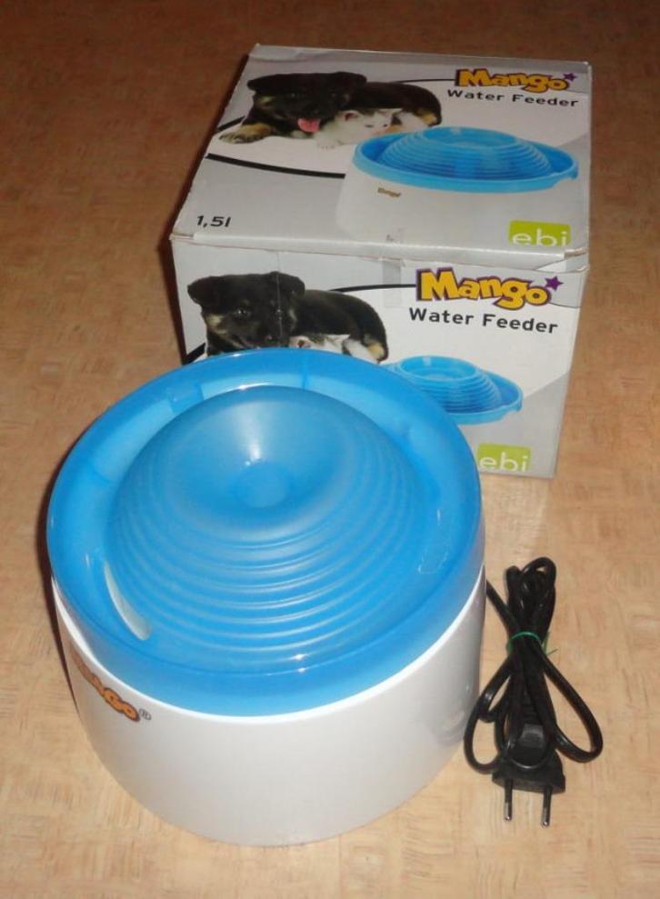 EBI Pet Mango Water Feeder (Drinkfontein 1,5L), Dieren en Toebehoren, Overige Dieren-accessoires, Zo goed als nieuw, Ophalen of Verzenden