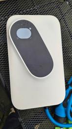 Laadpaal met vaste laadkabel - Voor weinig!, Ophalen of Verzenden, Zo goed als nieuw, Laadpaal en Laadkabel