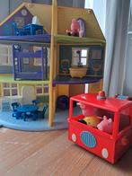 peppa pig huis en brandweerwagen, Kinderen en Baby's, Speelgoed | Buiten | Speelhuisjes, Ophalen of Verzenden, Gebruikt, Kunststof