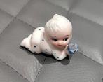 Vintage letterbak / miniatuur beeldje pyjama baby Napco, Verzenden, Zo goed als nieuw, Mens