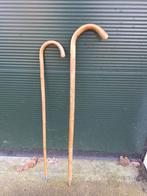 2 oude gegraveerde wandelstokken, Ophalen of Verzenden, Zo goed als nieuw