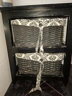 kasje met rieten mandjes, Ophalen, Gebruikt, 50 tot 100 cm, 3 of 4 laden
