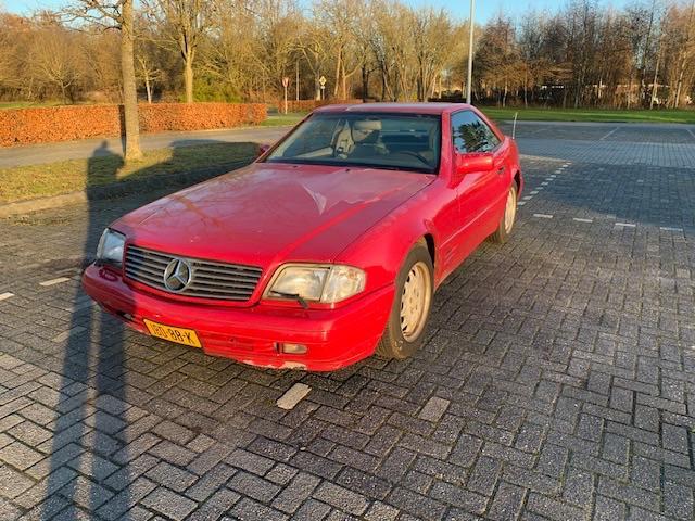 Mercedes-Benz Mercedes 1996 Rood 5 liter 8 cilinder met apk, Auto's, Mercedes-Benz, Bedrijf, SL, Benzine, Euro 4, Cabriolet, Automaat