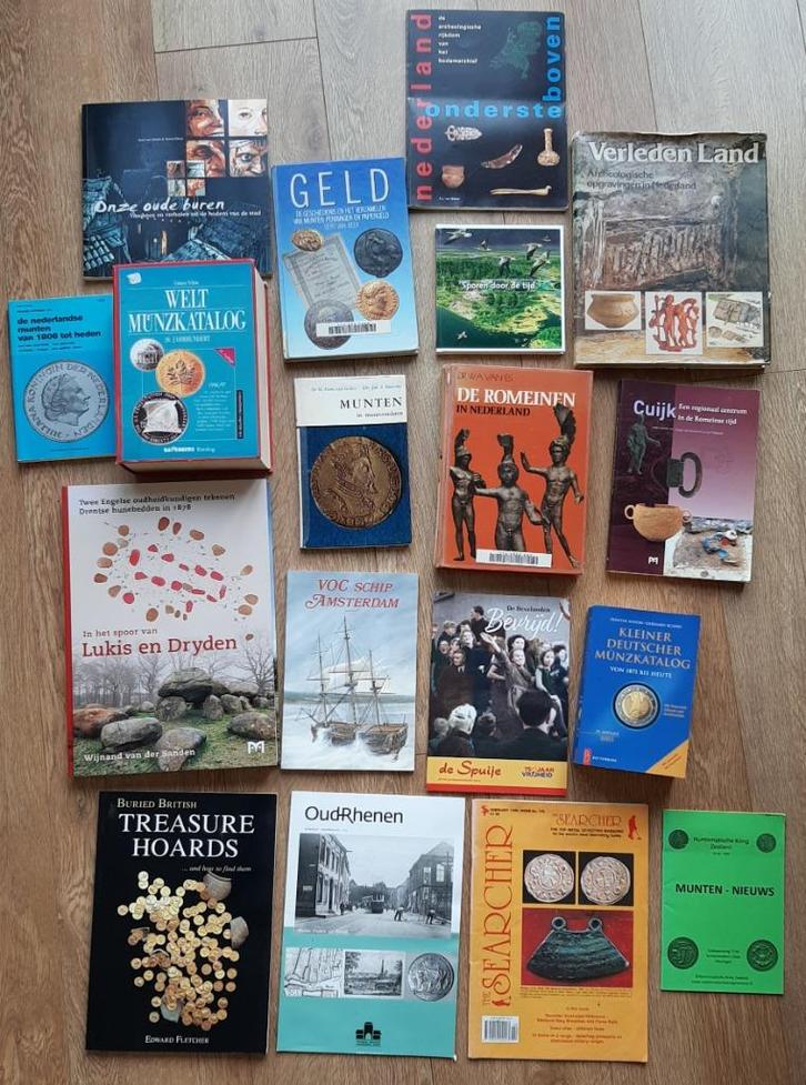 Diverse boeken geschiedenis historie munten bodemvondsten, Hobby en Vrije tijd, Overige Hobby en Vrije tijd, Zo goed als nieuw