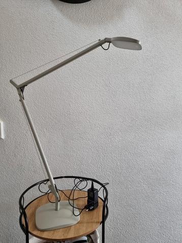 Fontana Arte Volee LED-Tischleuchte seidengrau beschikbaar voor biedingen