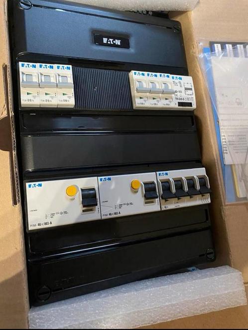 Eaton 3 fase meterkast b220Xh330 mm De conditie is nieuwe, Hobby en Vrije tijd, Elektronica-componenten, Nieuw, Ophalen of Verzenden