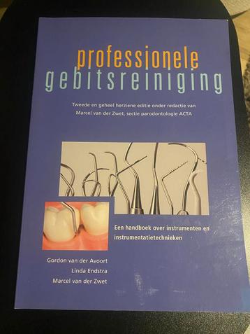 Professionele Gebitsreiniging Studieboek beschikbaar voor biedingen