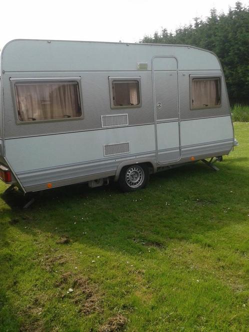 Dethleffs Newline 430 T lichtgewicht caravan, Caravans en Kamperen, Caravans, Particulier, tot en met 4, 750 - 1000 kg, Treinzit