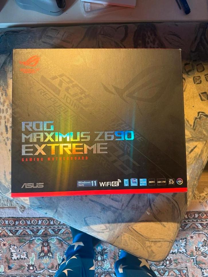 Asus ROG Maximus Z690 Extreme moederbord, Computers en Software, Moederborden, Zo goed als nieuw, Ophalen of Verzenden