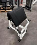 Technogym Isotonic Scott Bench , Bicepsbankje, Ophalen, Gebruikt, Armen, Fitnessbank