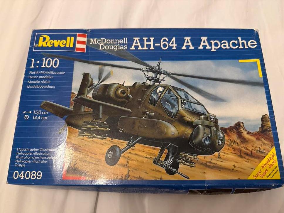 NIEUW Revell 04089 McDonnell Douglas AH-64 Apache 1:100, 1:72 tot 1:144, Ophalen of Verzenden, Zo goed als nieuw, Revell