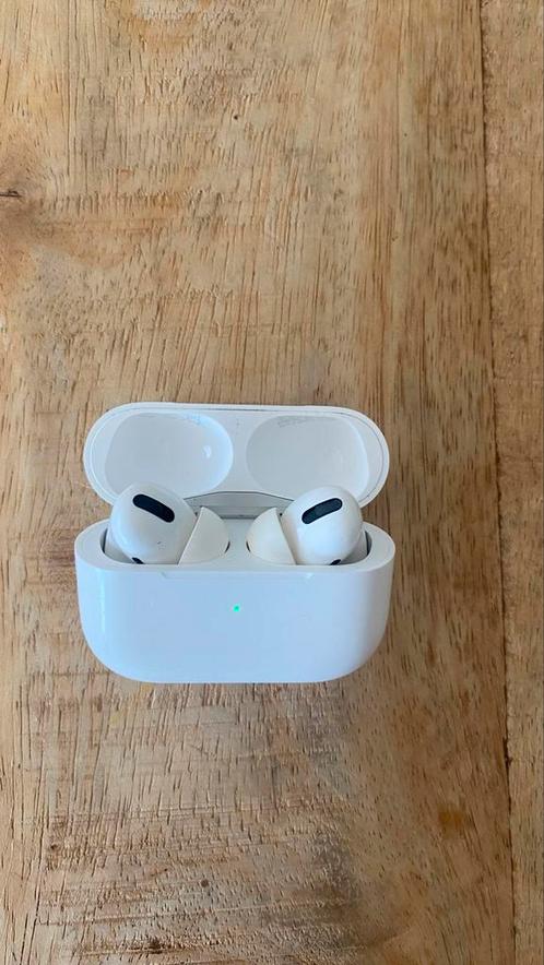 Airpods pro 1 (gebruikt), Telecommunicatie, Mobiele telefoons | Oordopjes, Gebruikt, In gehoorgang (in-ear), Bluetooth, Ophalen of Verzenden
