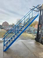 Stalen trap blauw hoog 3,1mtr nob164, Ophalen, Zo goed als nieuw, 2 tot 4 meter