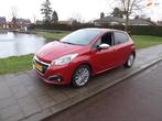 Peugeot 208 1.2 PureTech Allure, Voorwielaandrijving, Stof, Gebruikt, Euro 6