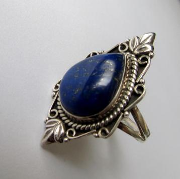 925 zilveren ring met prachtige Lapis Lazuli mt 17 3/4 beschikbaar voor biedingen