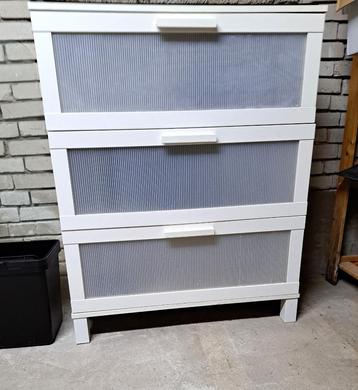 Ladekast met 3 lades, in goede staat - kleur wit beschikbaar voor biedingen