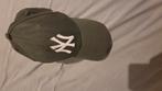 Genuine mechandise pet, Kleding | Heren, Hoeden en Petten, Ophalen of Verzenden, Zo goed als nieuw
