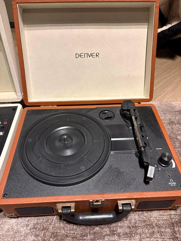 Bruine denver platenspeler met trust box, Audio, Tv en Foto, Platenspelers, Gebruikt, Platenspeler, Overige merken, Ophalen