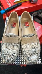 11) fluchos nieuwe suede miccasins maat 38, Beige, Nieuw, Ophalen of Verzenden, Espadrilles of Moccasins