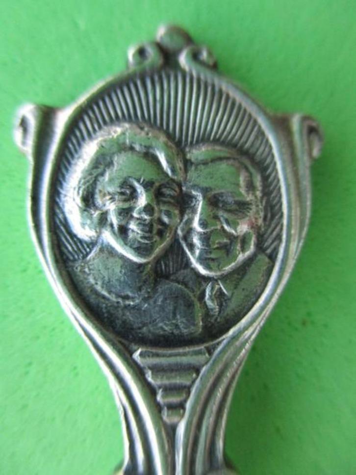 (A1156) Koningshuis 1966 Huwelijk Beatrix Claus, Verzamelen, Porselein, Kristal en Bestek, Gebruikt, Bestek, Ophalen of Verzenden