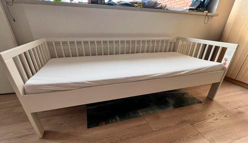 IKEA kinder bed, Kinderen en Baby's, Kinderkamer | Bedden, Gebruikt, 70 tot 85 cm, Matras, Ophalen