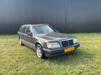 Mercedes 250TD belasting vrij 1986 inruil mogelijk!!, Auto's, Mercedes-Benz, 2500 cc, Achterwielaandrijving, Beige, Beige