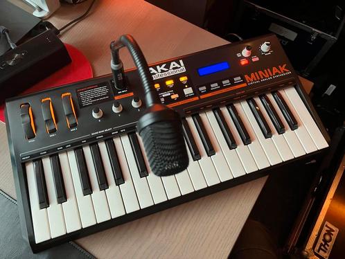 Akai Miniak, Muziek en Instrumenten, Synthesizers, Zo goed als nieuw, Overige aantallen, Overige merken, Ophalen